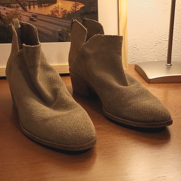 Dolce Vita Boots size 7 - Picture 1 of 7